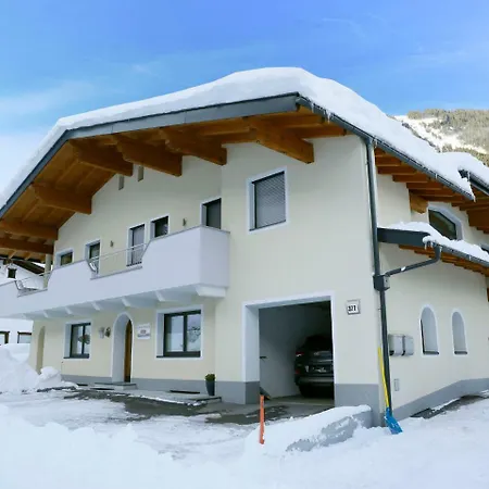 Apartment Finkenberg Διαμέρισμα *